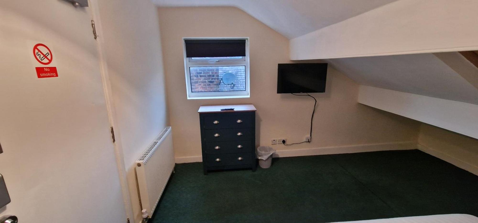 Self Check In Rooms Central Wakefield Esterno foto